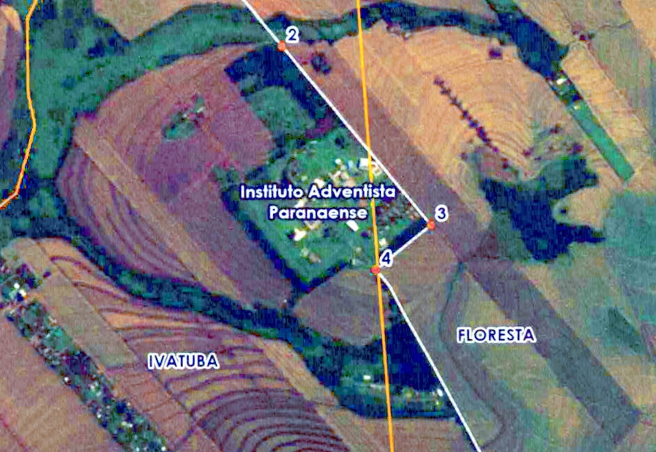 Mapa mostra Instituto Adventista, em Ivatuba, com parte do terreno dentro do município de Floresta.